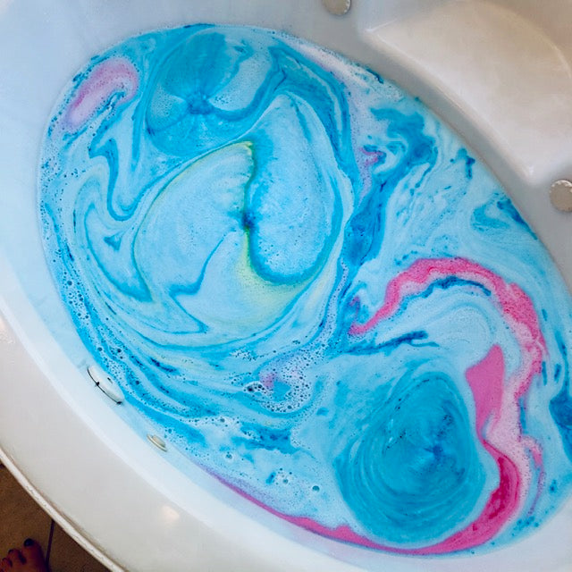 Foaming Bath Bombs: A Luxurious Self-Care Experience